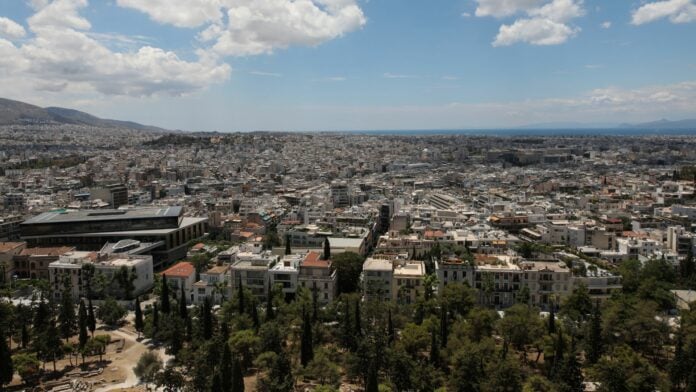 Ακίνητα: Ασυγκράτητες οι τιμές διαμερισμάτων – «Άλμα» 7,8% το 2025