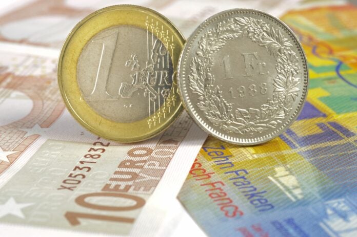 Ελληνική Ένωση Τραπεζών: Στην 1η κατηγορία για τη ρύθμιση του ελβετικού φράγκου η ομάδα ΑΜΕΑ