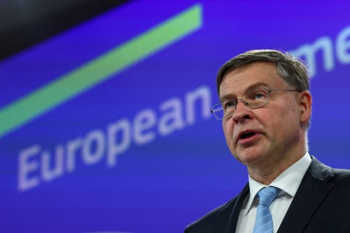 Ντομπρόβσκις: Ελπίδα για συμφωνία με το Βέλγιο για τα δεσμευμένα ρωσικά περιουσιακά στοιχεία