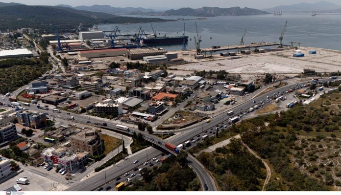 Πέντε «μνηστήρες» για τον τριπλό κόμβο στην περιοχή του Σκαραμαγκά