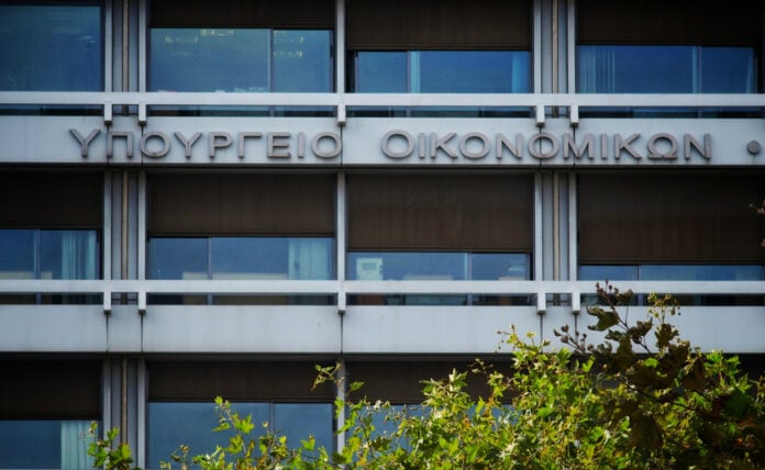 Πετρέλαιο στα 100 δολάρια; Το σενάριο–σοκ που έχει ήδη «κλειδώσει» ο ελληνικός προϋπολογισμός