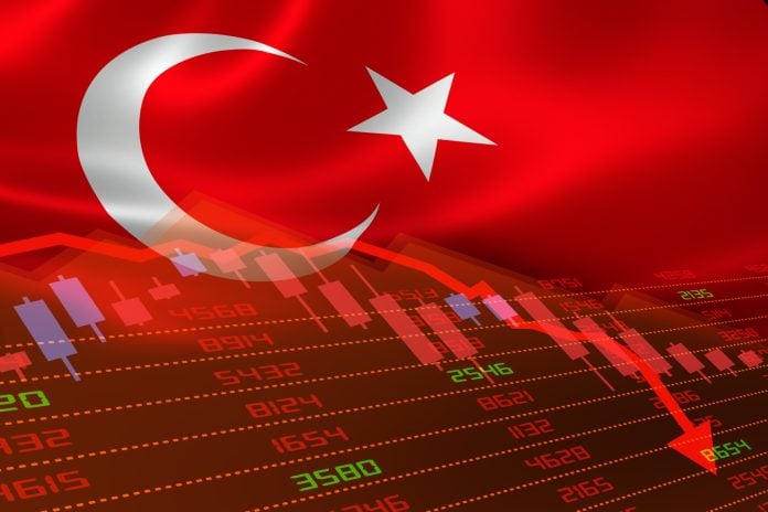 Τουρκία: Άγριο sell off συναλλάγματος ύψους 8 δισ. μετά το δικαστικό μπλόκο στην αντιπολίτευση