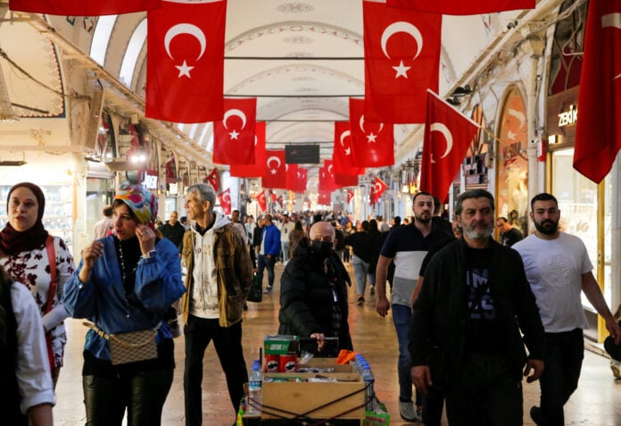 Τουρκία: Αύξηση στις αιτήσεις για προστασία από πτώχευση – Σχεδιάζει να αυστηροποιήσει τους κανόνες