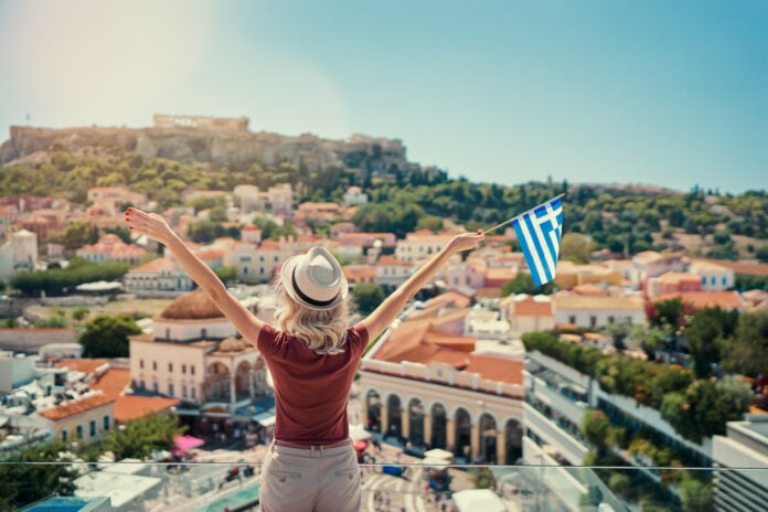 ΤτΕ: Πάνω από 35 εκατομμύρια τουρίστες στο 10μηνο Ιανουαρίου – Οκτωβρίου