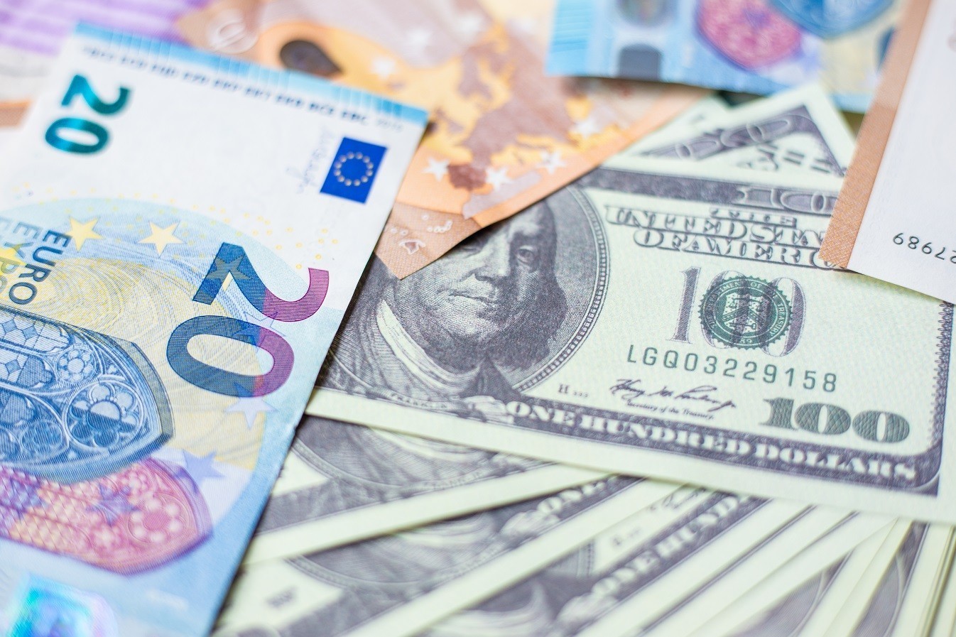Ebury: Καύσιμο για το δολάριο η Fed – Ελκυστικό το ευρώ