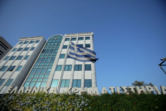 Χρηματιστήριο: Γιατί η Αθήνα δυσκολεύεται να ακολουθήσει το momentum των ξένων