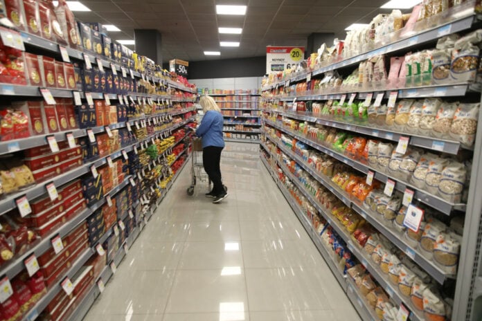 ΙΕΛΚΑ: Στο 1,06% ο πληθωρισμός στα σούπερ μάρκετ – Οι κατηγορίες με τις μεγαλύτερες μειώσεις, πού οφείλονται οι αυξήσεις στα φρέσκα κρέατα