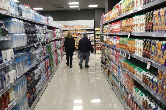Σούπερ μάρκετ: Μειωμένες τιμές σε πάνω από 2.000 κωδικούς